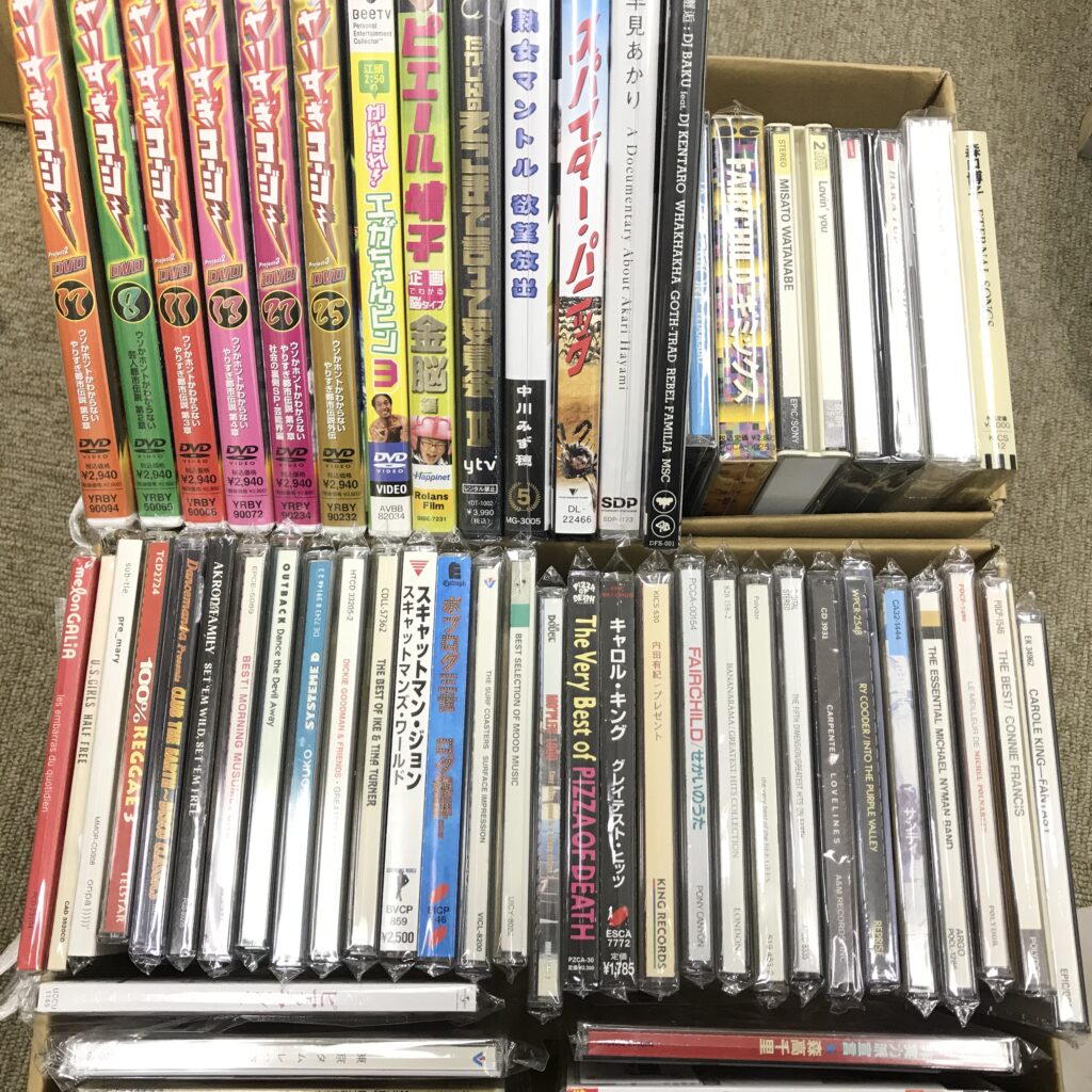 CD/DVD店頭買取致しました。